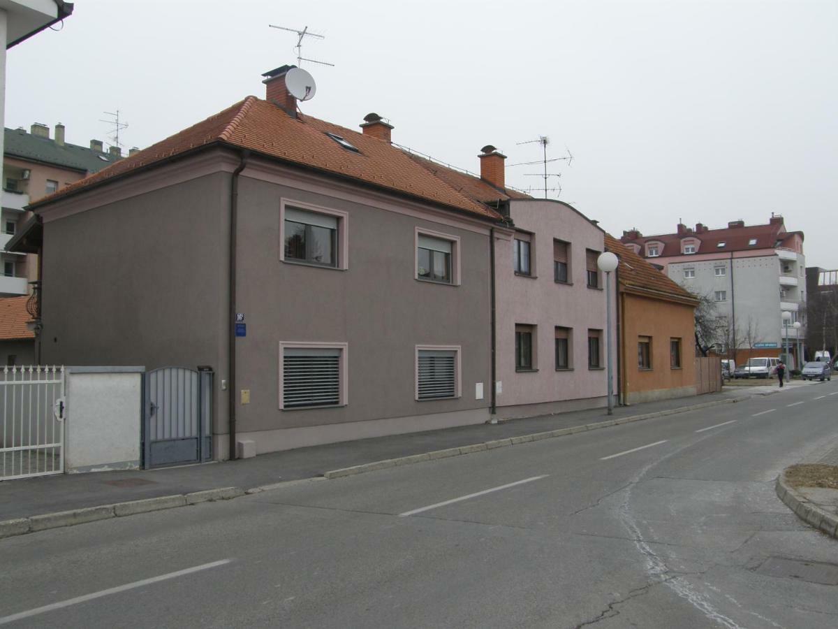 Studio Apartman Vukovic Varaždin Eksteriør billede